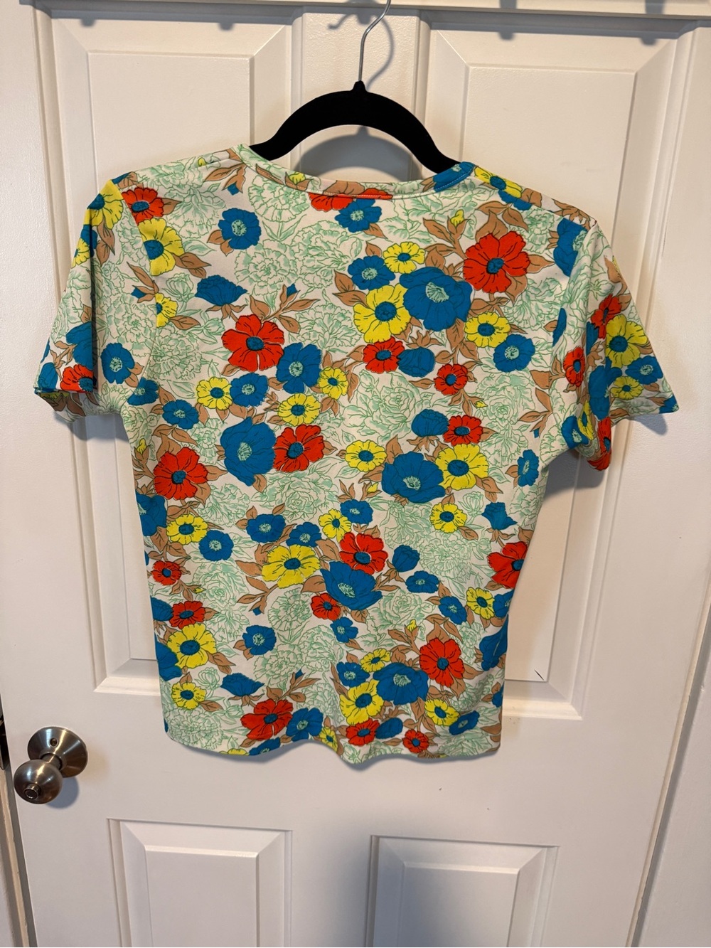True Vintage 70s Floral Tee - Blue, Yellow & Red Flowers - Picture 2 of 2